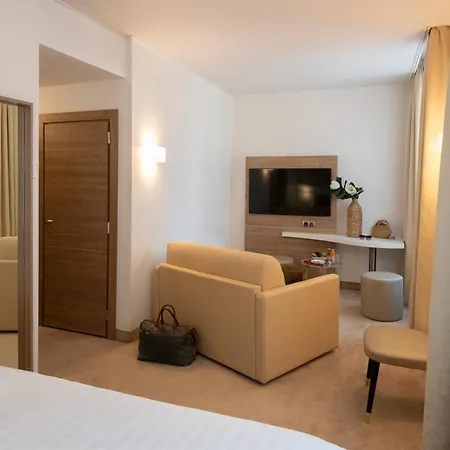 Western Premier De Galles Otel 4*