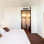 Hotel Western Premier De Galles 4*