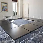 Western Premier De Galles 4* Ментона