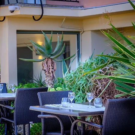 Hotel Western Premier De Galles 4*