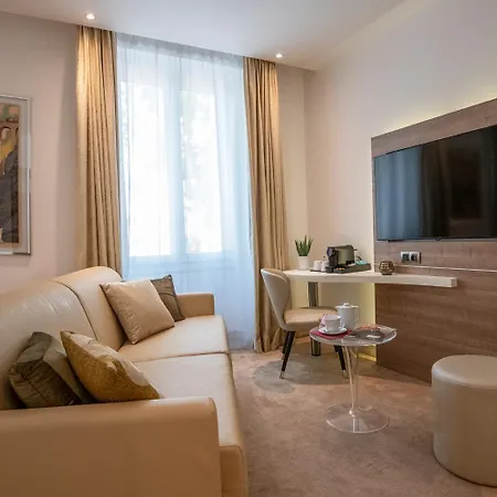 Western Premier De Galles Szálloda Menton