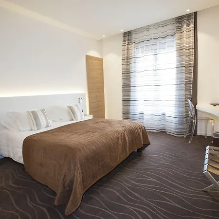 Hotel Western Premier De Galles