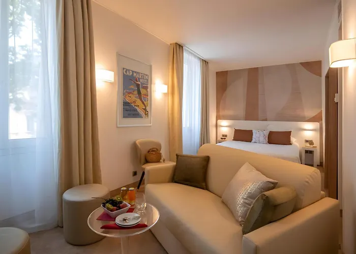 Hotel Western Premier De Galles 4*